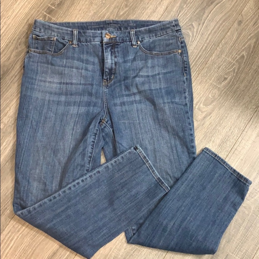 Chico's jeans size 2 R girlfriend slimleg ankle